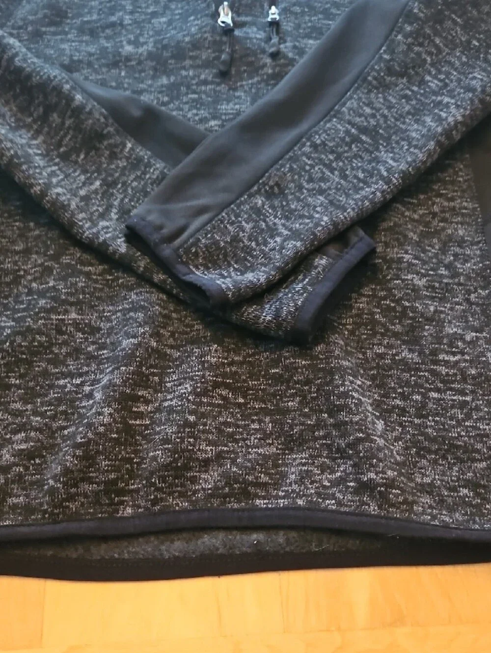 Beverly Hills Polo Club Men's Black Heather Quarter-Zip Pullover